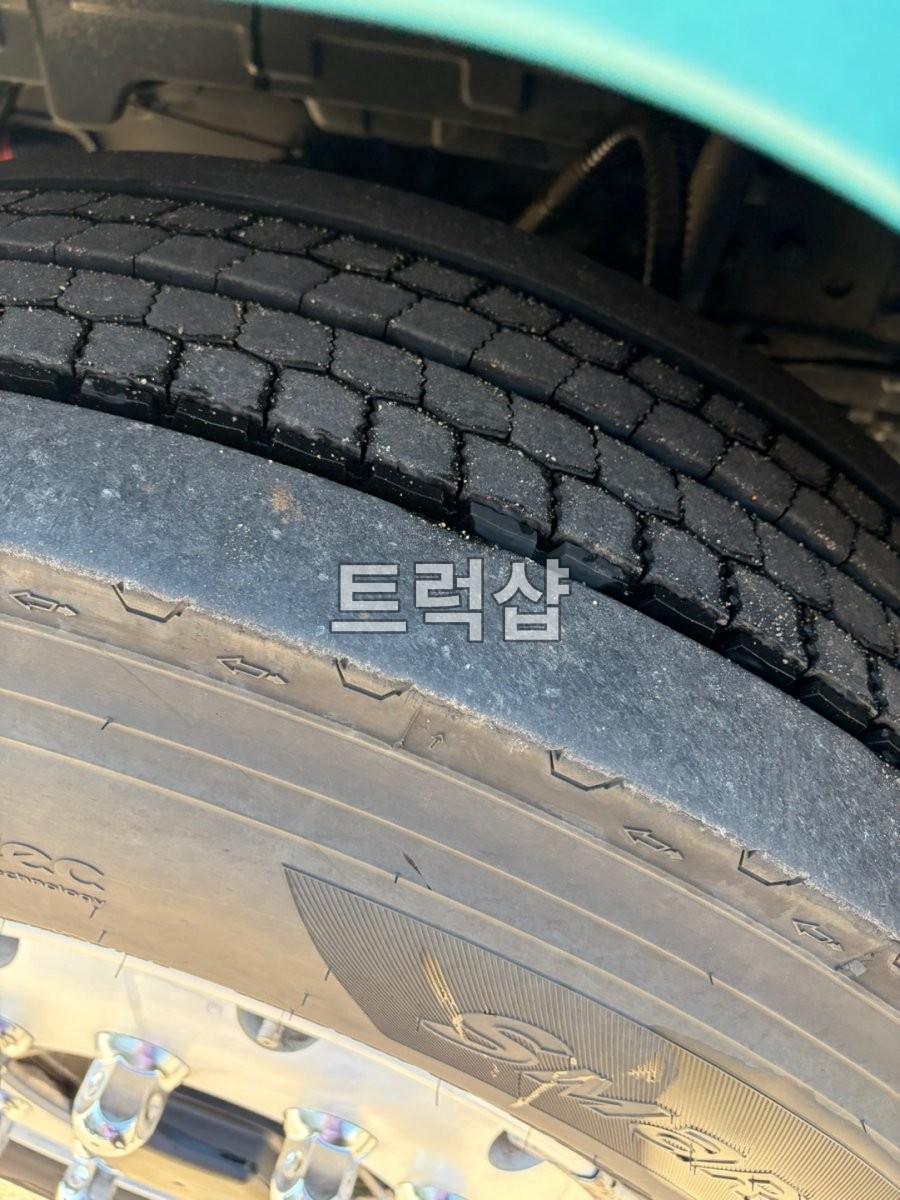 한국상용8.5톤카고트럭