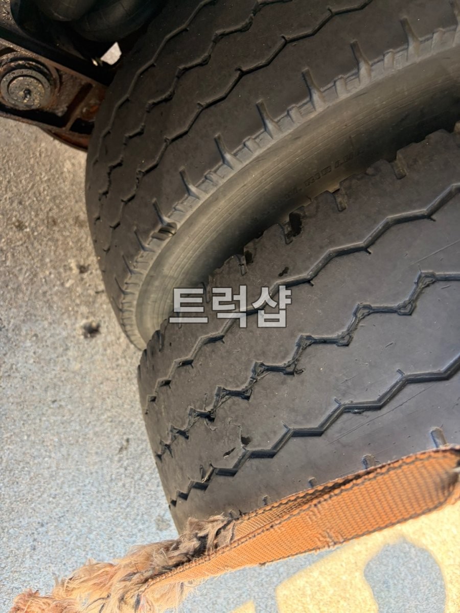 한국상용8.5톤카고트럭
