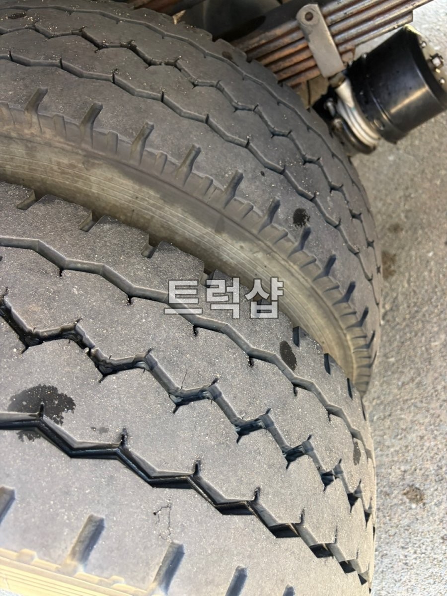 한국상용8.5톤카고트럭